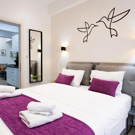 Apartment Romeo & Juliet In The Heart Of Athens